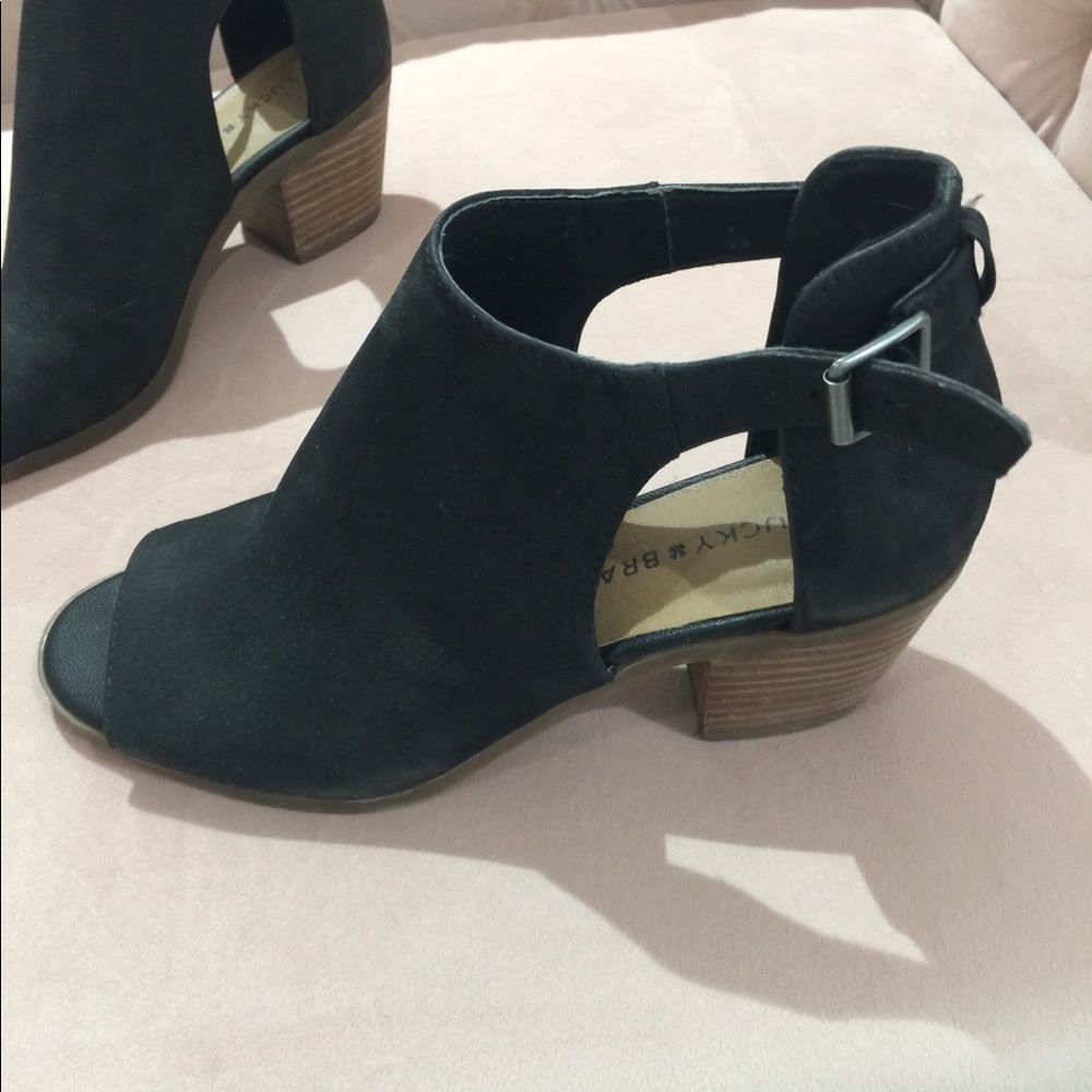 Lucky brand shoes